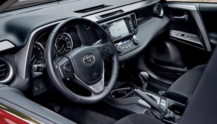 2018 toyota rav4 best price new car